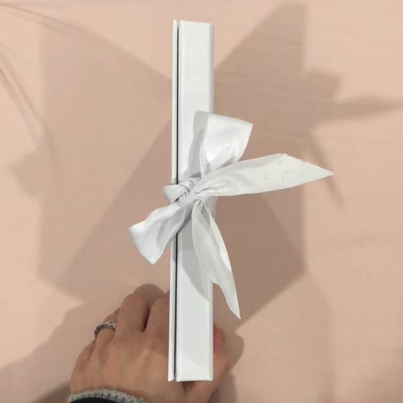 Chloe Notebook - Picture 2 of 5